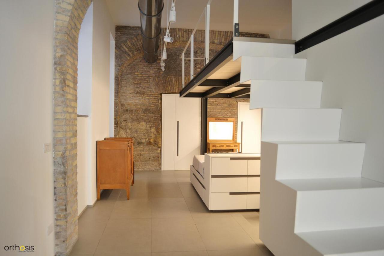 Luxury Loft Capocci 24 Coliseum Apartment Roma Ngoại thất bức ảnh